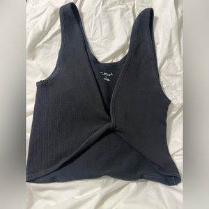 Front Twist Tank UO